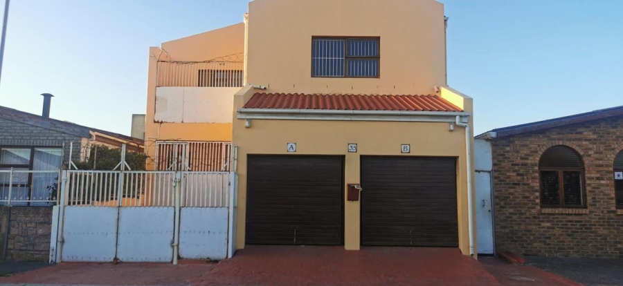 To Let 2 Bedroom Property for Rent in Strandfontein Western Cape